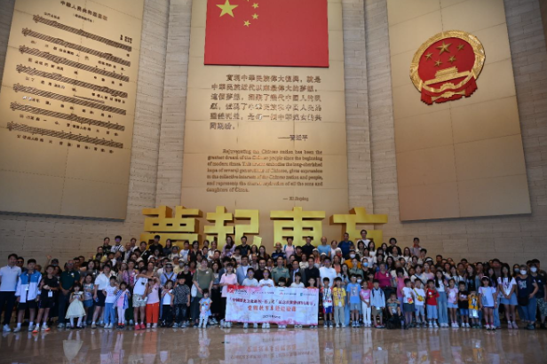 抗戰勝利80周年 香港社區及學校組織體驗團赴軍營展館參觀學習